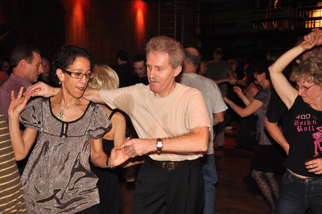 min 2009 02 01 station danse 081